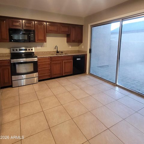 3302 E AIRE LIBRE Avenue 101, Phoenix, AZ 85032