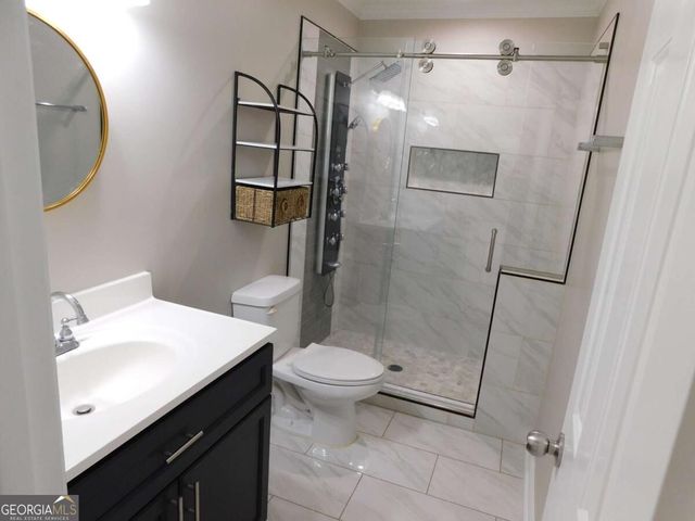 652 Ravinia Way, Lawrenceville, GA 30044