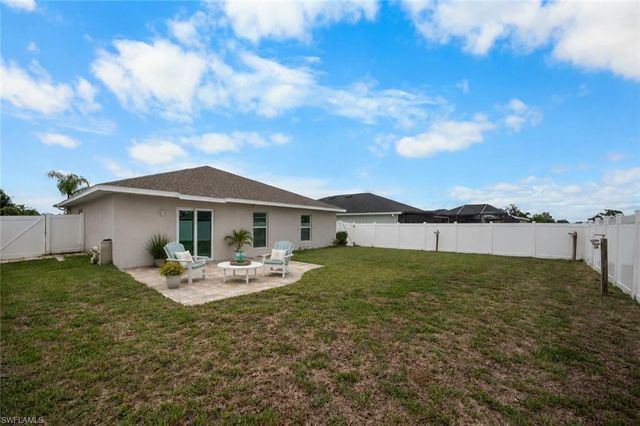 137 Hercules DR, Rotonda West, FL 33947