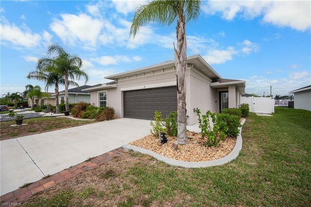 137 Hercules DR, Rotonda West, FL 33947