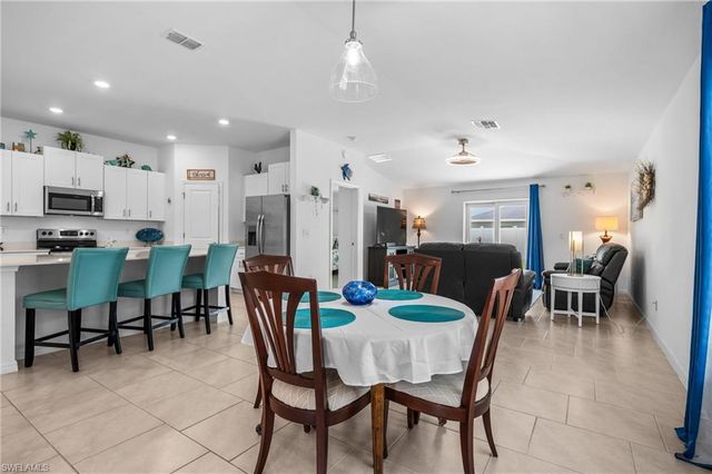 137 Hercules DR, Rotonda West, FL 33947