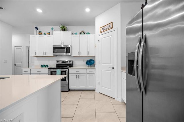 137 Hercules DR, Rotonda West, FL 33947