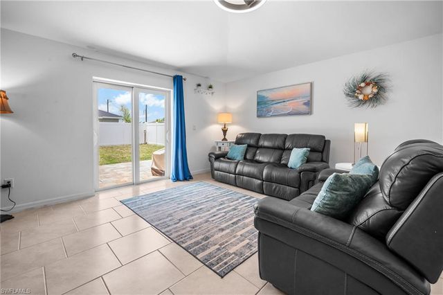 137 Hercules DR, Rotonda West, FL 33947