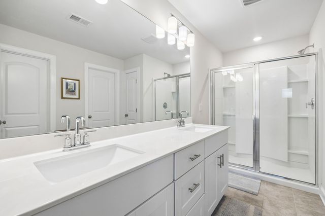 408 Wooden Shoe Way, Lebanon, TN 37090
