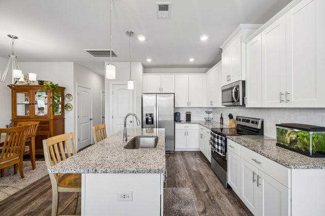 408 Wooden Shoe Way, Lebanon, TN 37090