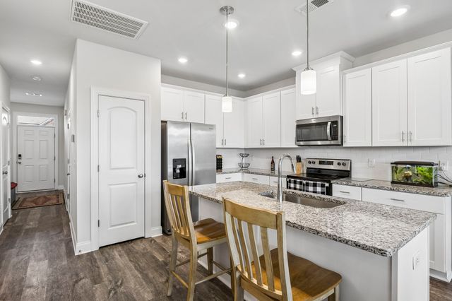 408 Wooden Shoe Way, Lebanon, TN 37090