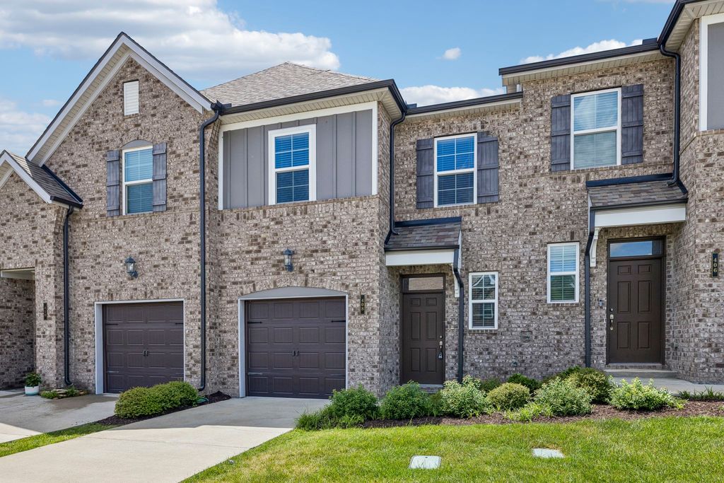 408 Wooden Shoe Way, Lebanon, TN 37090