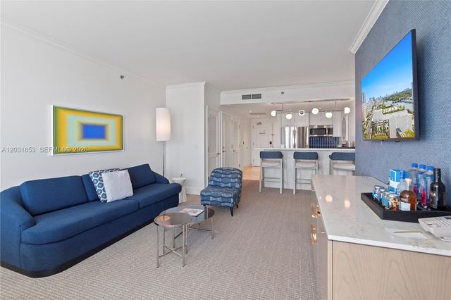 4401 COLLINS AV 1206, Miami Beach, FL 33140