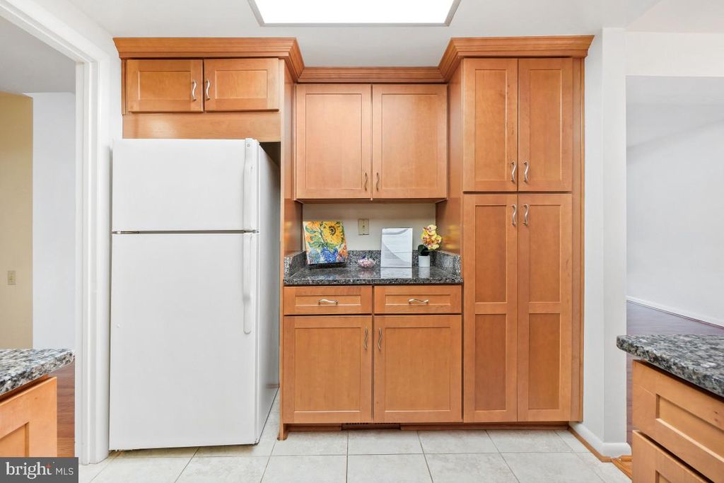 Image 17 of property listing at 3346 CHISWICK CT #58-1B, Silver Spring, MD 20906