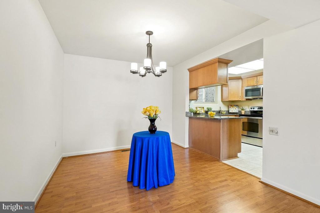 Image 21 of property listing at 3346 CHISWICK CT #58-1B, Silver Spring, MD 20906