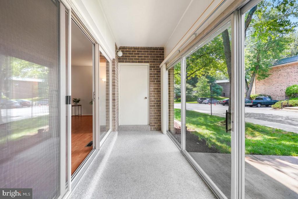 Image 24 of property listing at 3346 CHISWICK CT #58-1B, Silver Spring, MD 20906