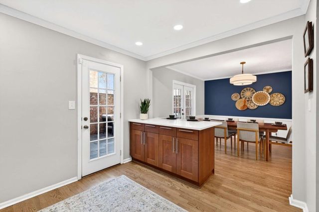 14 Bassett Hall Place NW 14, Atlanta, GA 30318