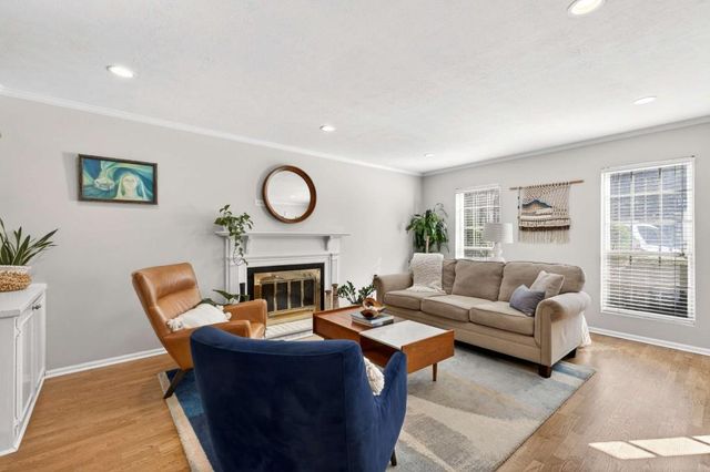 14 Bassett Hall Place NW 14, Atlanta, GA 30318