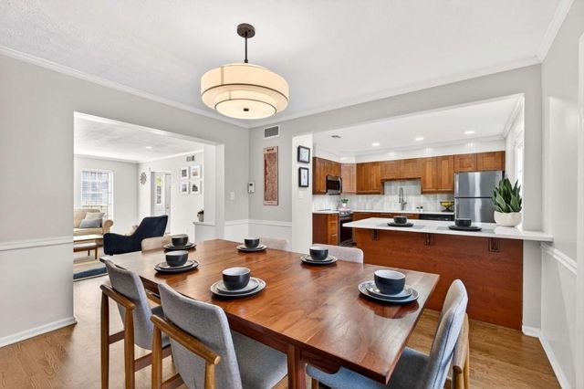 14 Bassett Hall Place NW 14, Atlanta, GA 30318