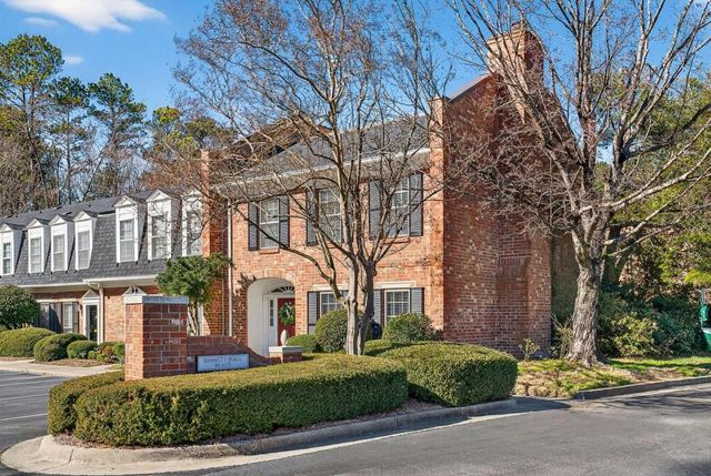 14 Bassett Hall Place NW 14, Atlanta, GA 30318