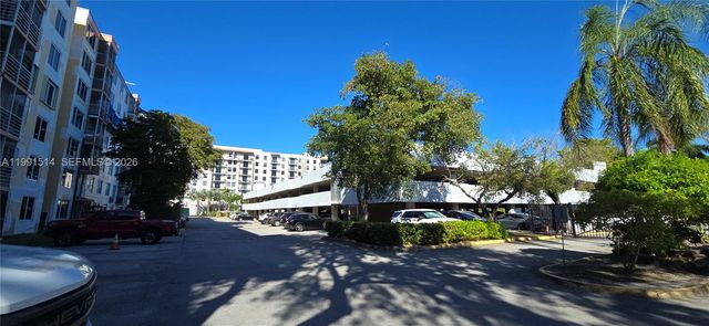 17890 W Dixie Hwy 307 307, North Miami Beach, FL 33160