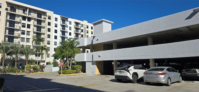 17890 W Dixie Hwy 307 307, North Miami Beach, FL 33160