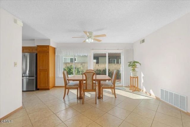 25530 Meadow Mont Street, Valencia, CA 91355