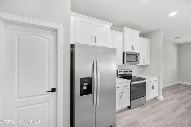 228 Fitchburg Street SW, Palm Bay, FL 32908