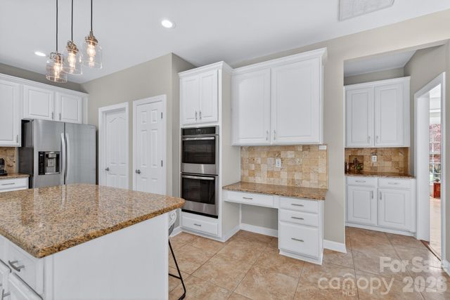 10804 Carmody Court, Charlotte, NC 28277