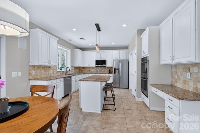 10804 Carmody Court, Charlotte, NC 28277