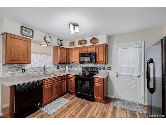 16102 E Radcliff Pl, Aurora, CO 80015