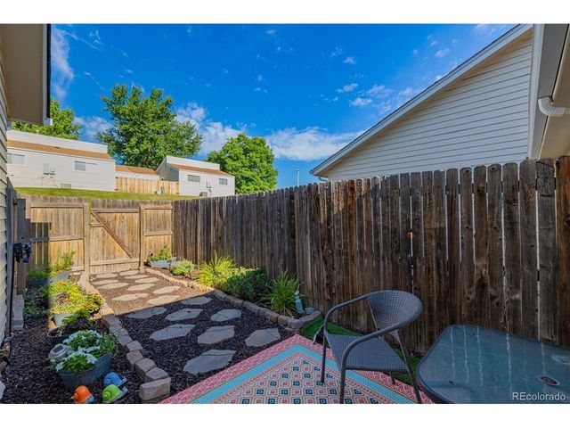 16102 E Radcliff Pl, Aurora, CO 80015