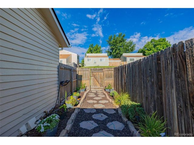 16102 E Radcliff Pl, Aurora, CO 80015