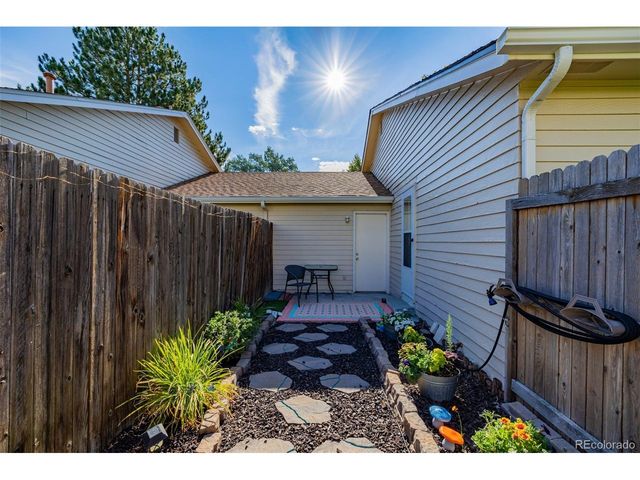 16102 E Radcliff Pl, Aurora, CO 80015