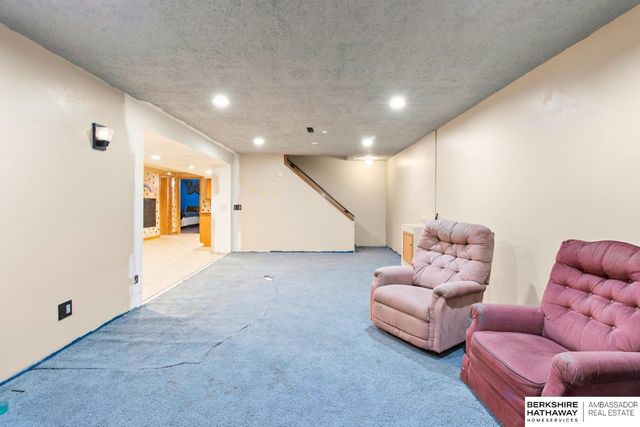 11373 Mason Street, Omaha, NE 68154