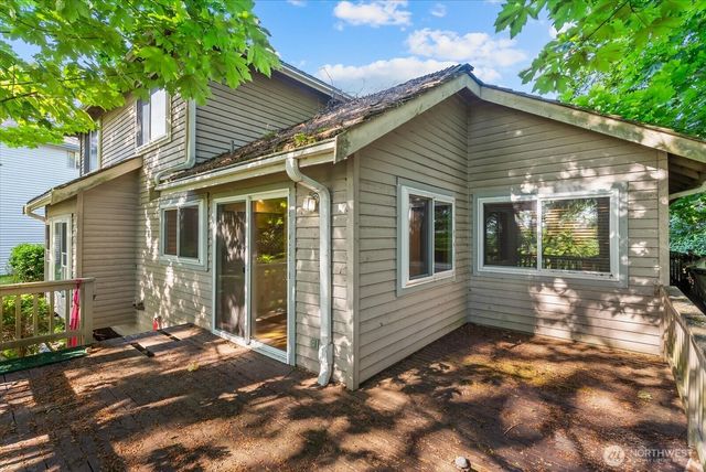 8561 135th Avenue SE, Newcastle, WA 98059