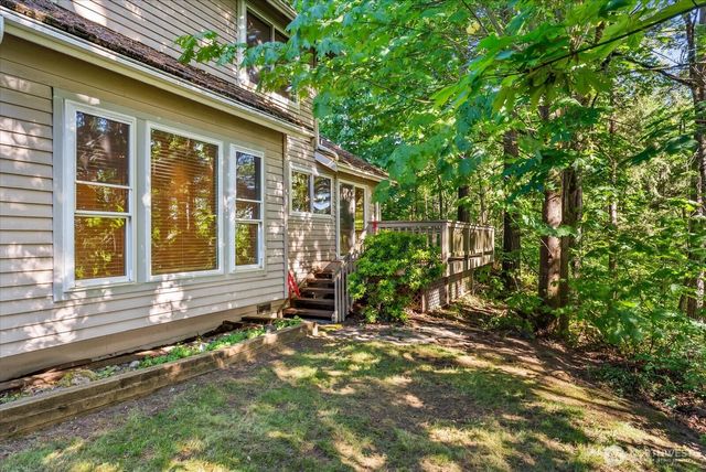 8561 135th Avenue SE, Newcastle, WA 98059