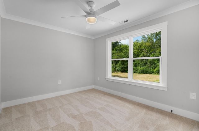 3619 Gentry Station Drive, Signal Mountain, TN 37377