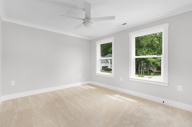 3619 Gentry Station Drive, Signal Mountain, TN 37377