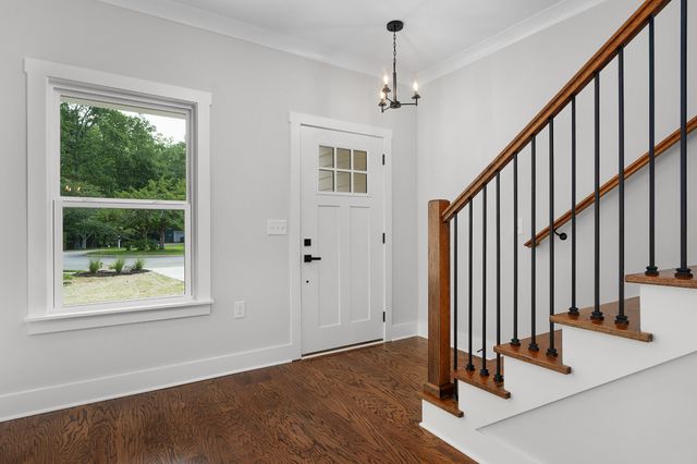 3619 Gentry Station Drive, Signal Mountain, TN 37377