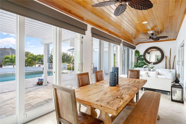 2105 Windward Way, Vero Beach, FL 32963