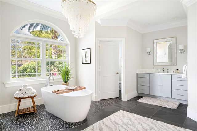 2105 Windward Way, Vero Beach, FL 32963