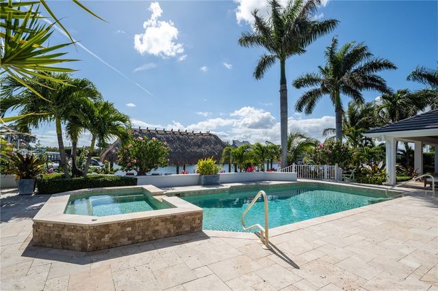 2105 Windward Way, Vero Beach, FL 32963