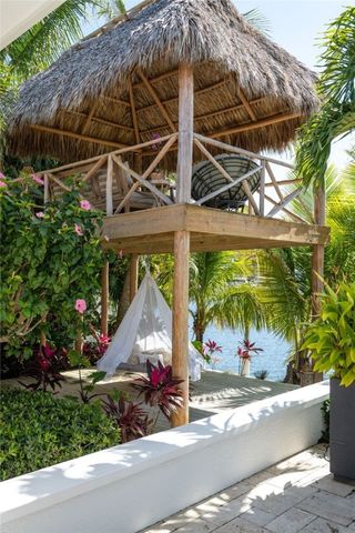 2105 Windward Way, Vero Beach, FL 32963