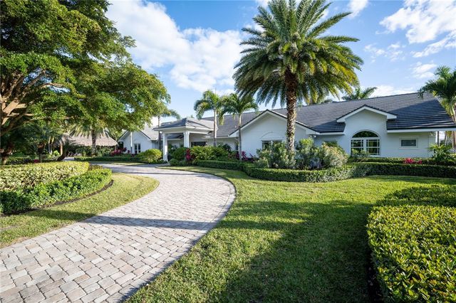 2105 Windward Way, Vero Beach, FL 32963