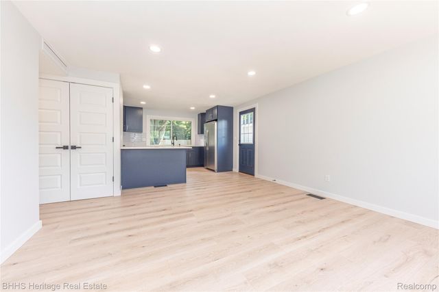 12 Trowbridge Court, Ann Arbor, MI 48108