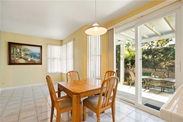 51 Toulon, Lake Forest, CA 92610