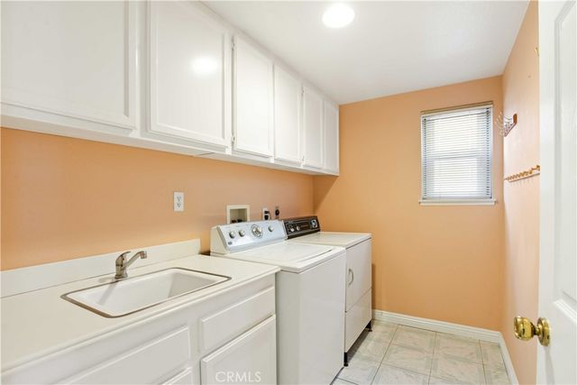 51 Toulon, Lake Forest, CA 92610