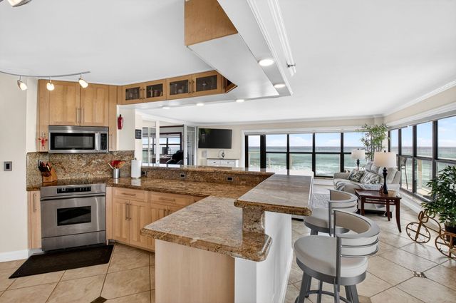 4605 S Ocean Boulevard 5a, Highland Beach, FL 33487