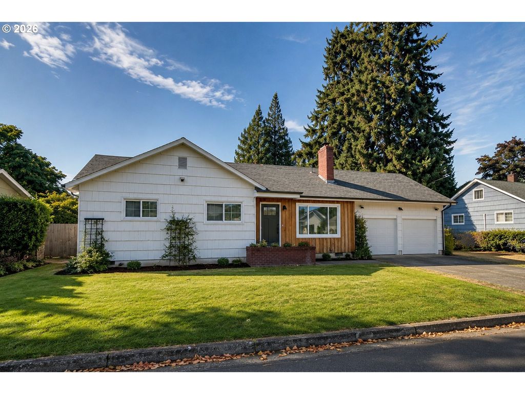4475 CASCADE Dr, Eugene, OR 97402