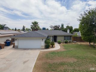 6309 Edgemont Drive, Bakersfield, CA 93309