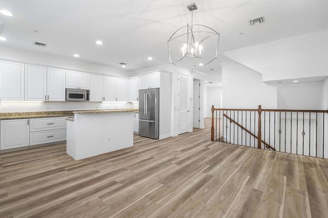 824 Virginia Garden Drive, Boynton Beach, FL 33435
