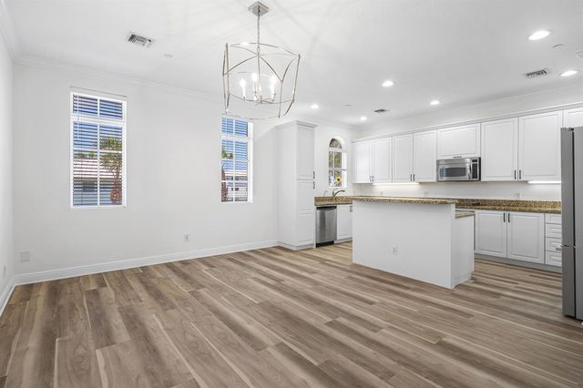 824 Virginia Garden Drive, Boynton Beach, FL 33435