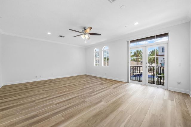 824 Virginia Garden Drive, Boynton Beach, FL 33435