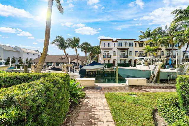 824 Virginia Garden Drive, Boynton Beach, FL 33435
